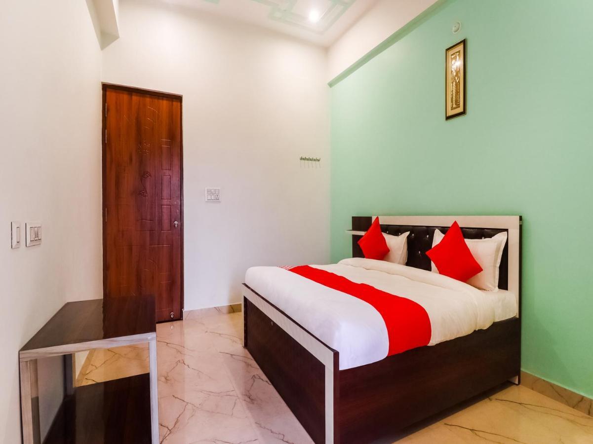 Oyo Lck1233 Rivaaj Palace Лакхнау Экстерьер фото